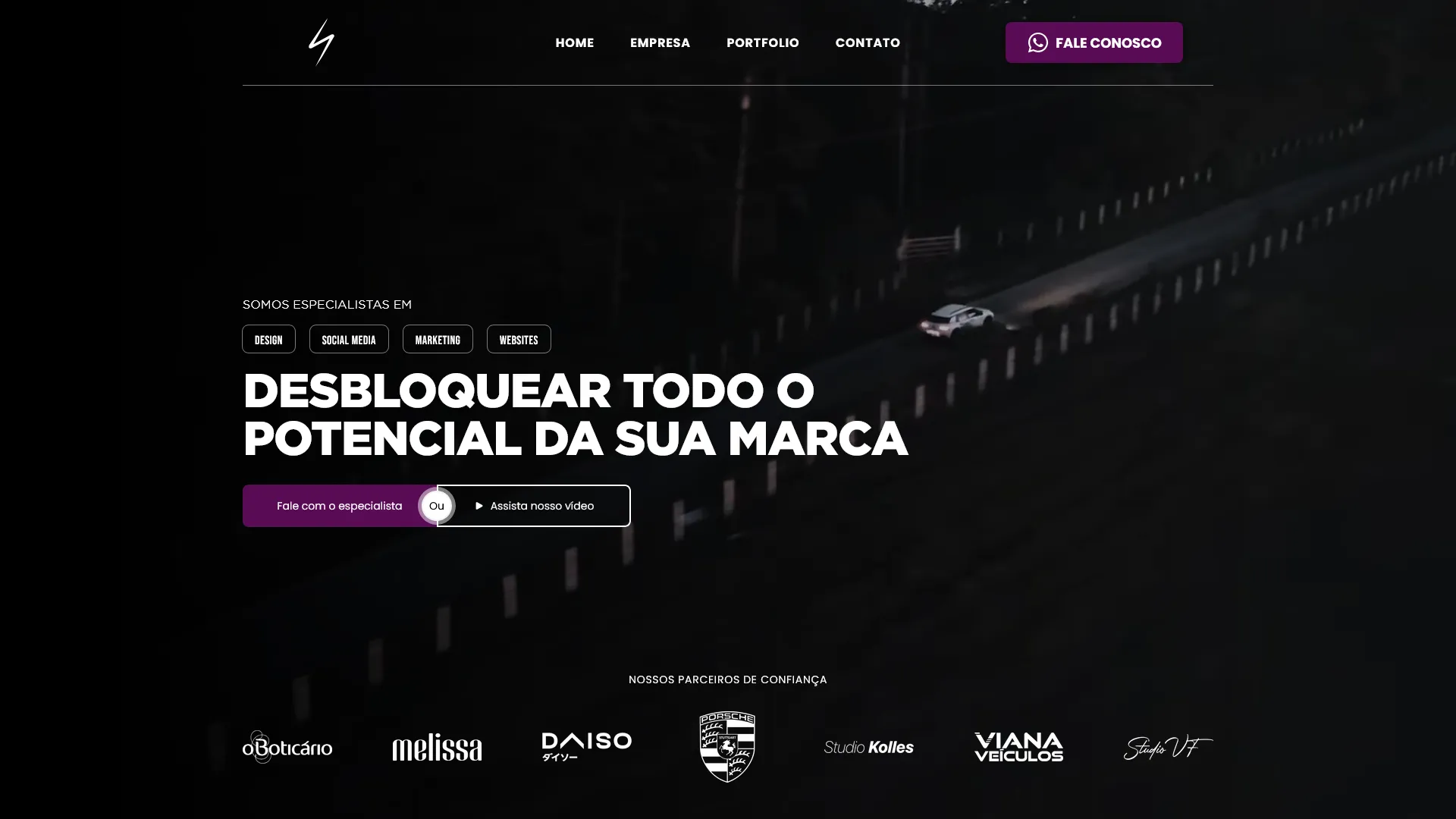 Imagem de Hero do site Thndr Group